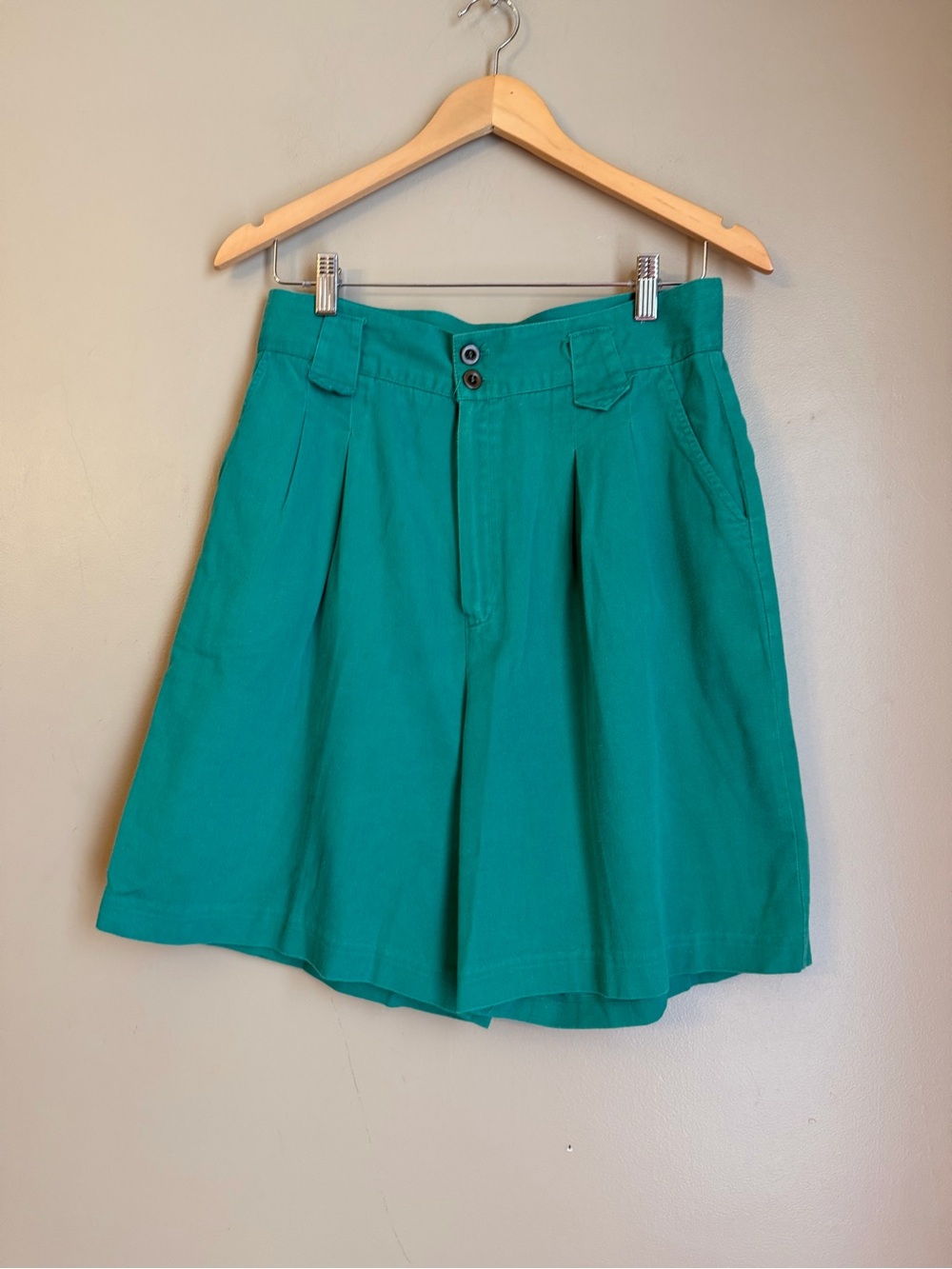 Women’s Vintage  80s 90s Trousers Shorts Green High Rise Pleated